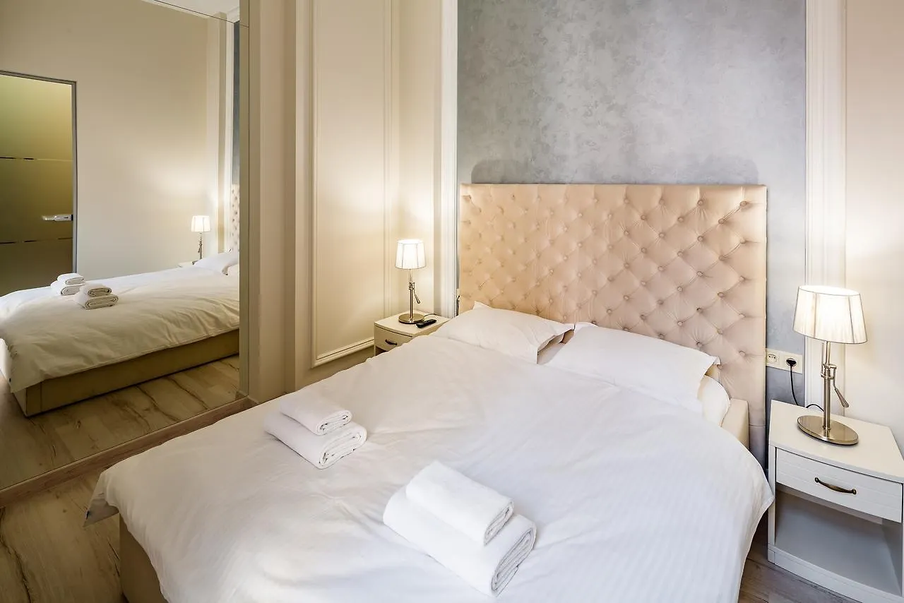Leogrand Deluxe Apartments On Doroshenka 17 Львов