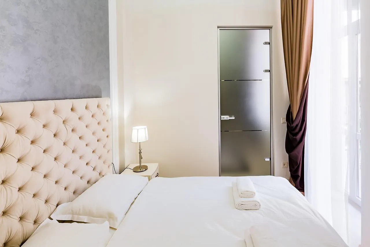 Leogrand Deluxe Apartments On Doroshenka 17 Львов