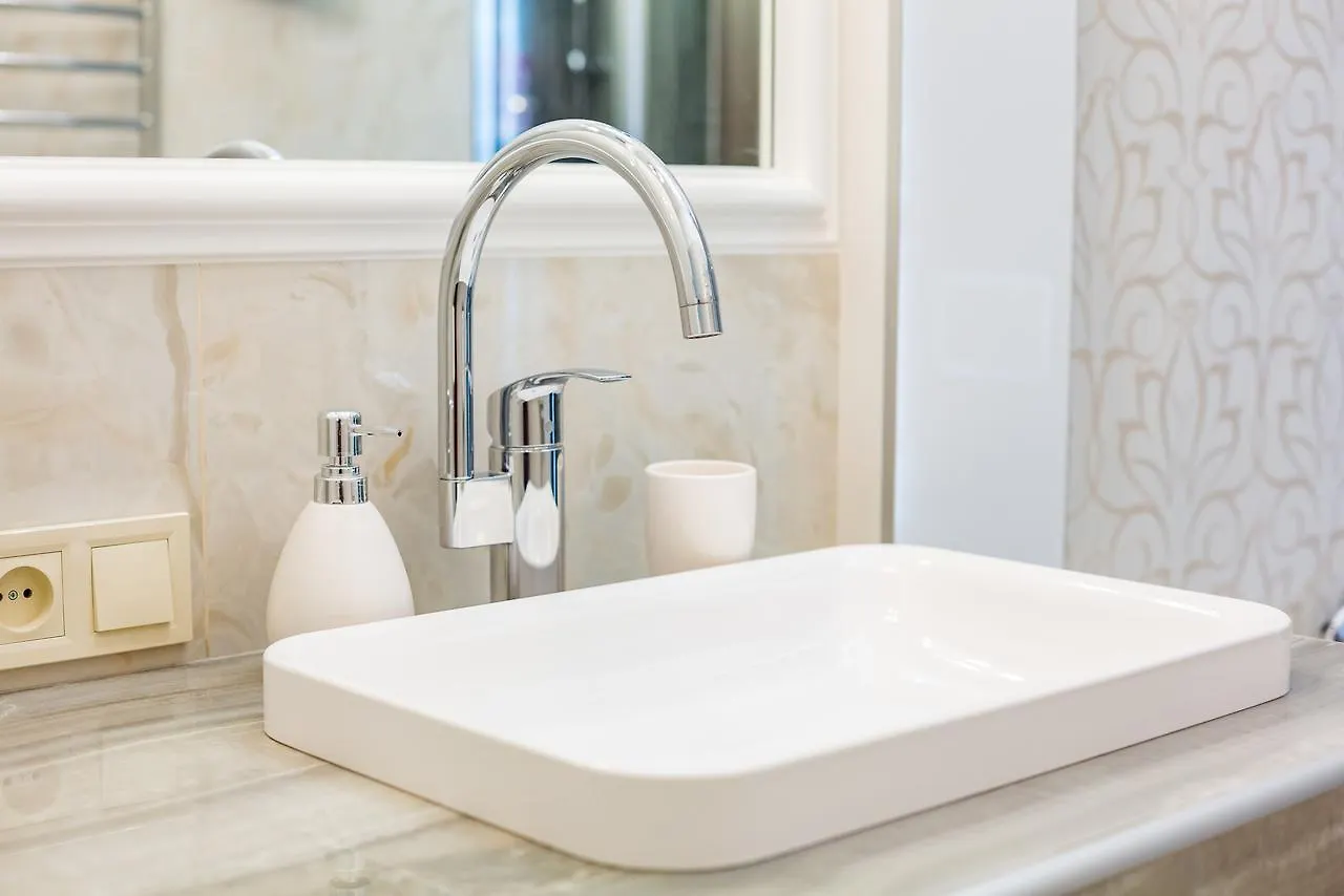 Leogrand Deluxe Apartments On Doroshenka 17 Lviv Ukraine