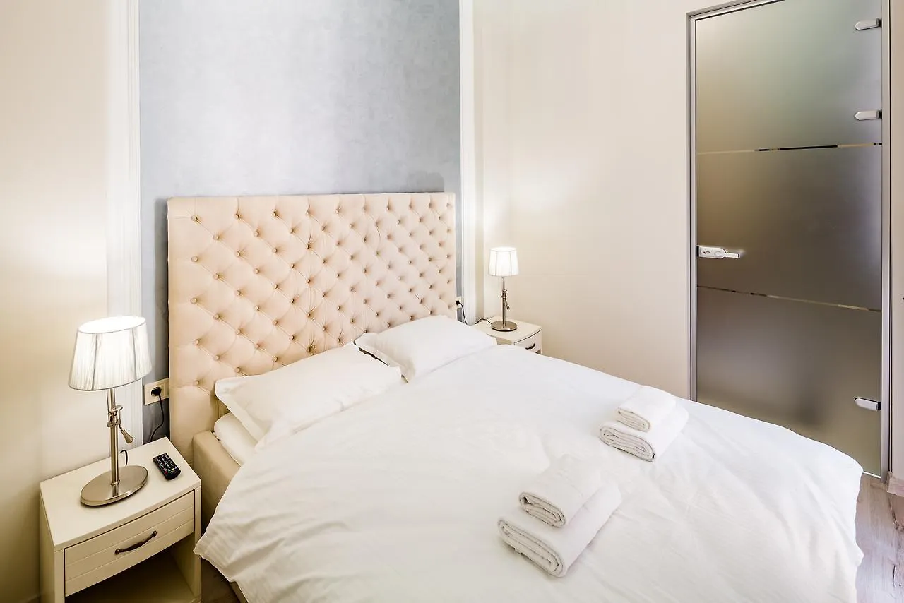 Leogrand Deluxe Apartments On Doroshenka 17 Lviv