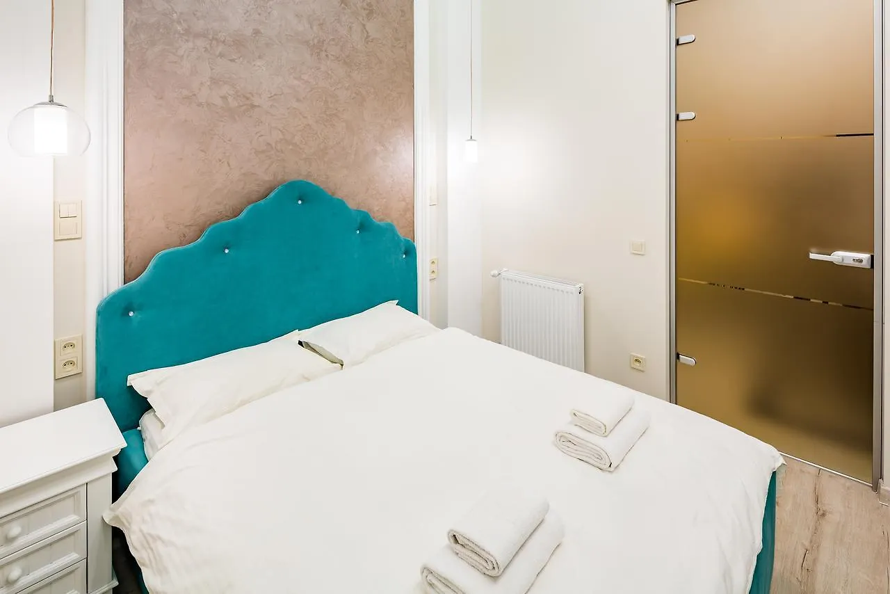 Leogrand Deluxe Apartments On Doroshenka 17 Lviv 0*,